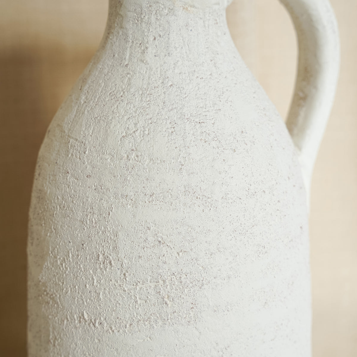 detail shot of White Textured Terracotta Large Vase texture