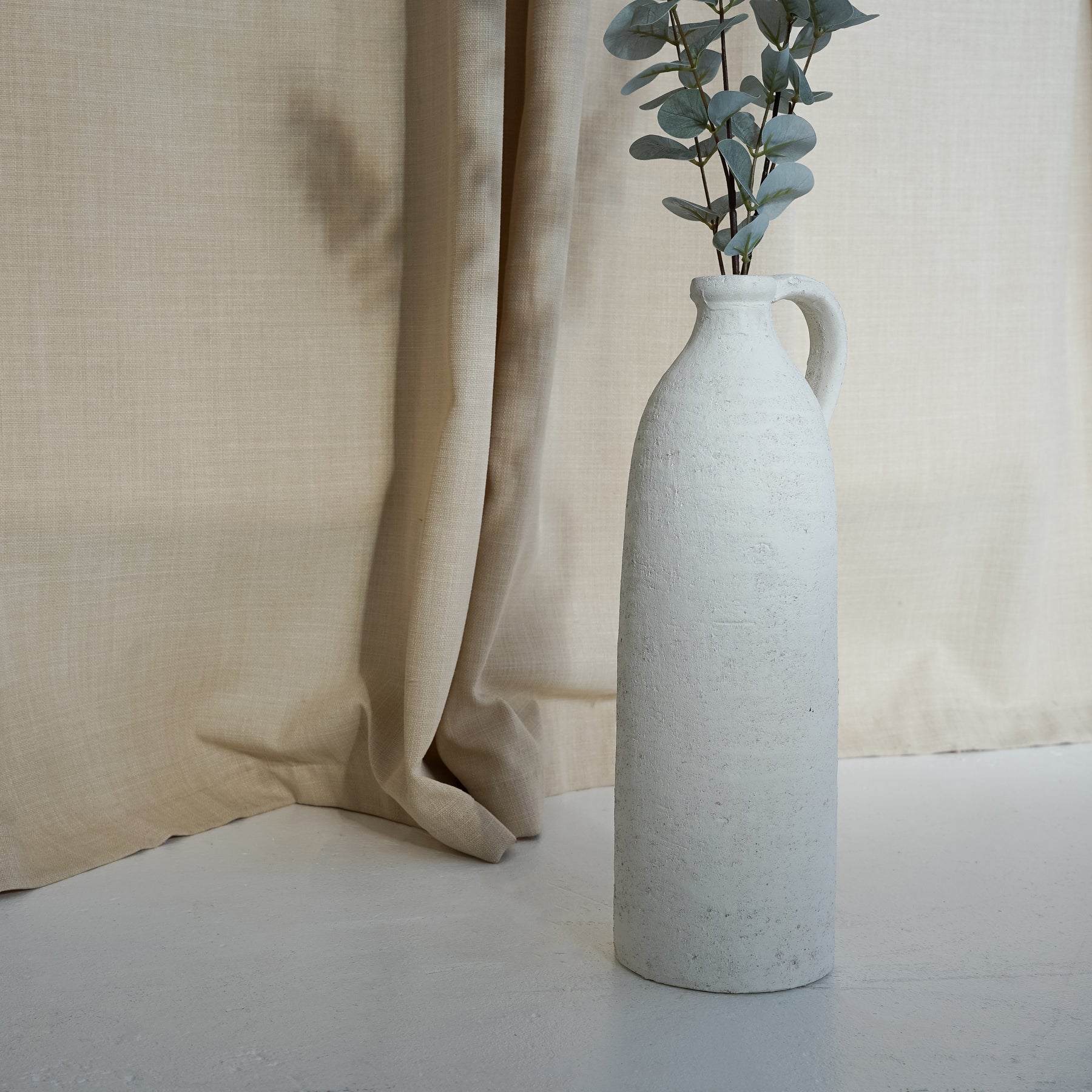 White Textured Terracotta Small Vase with plant