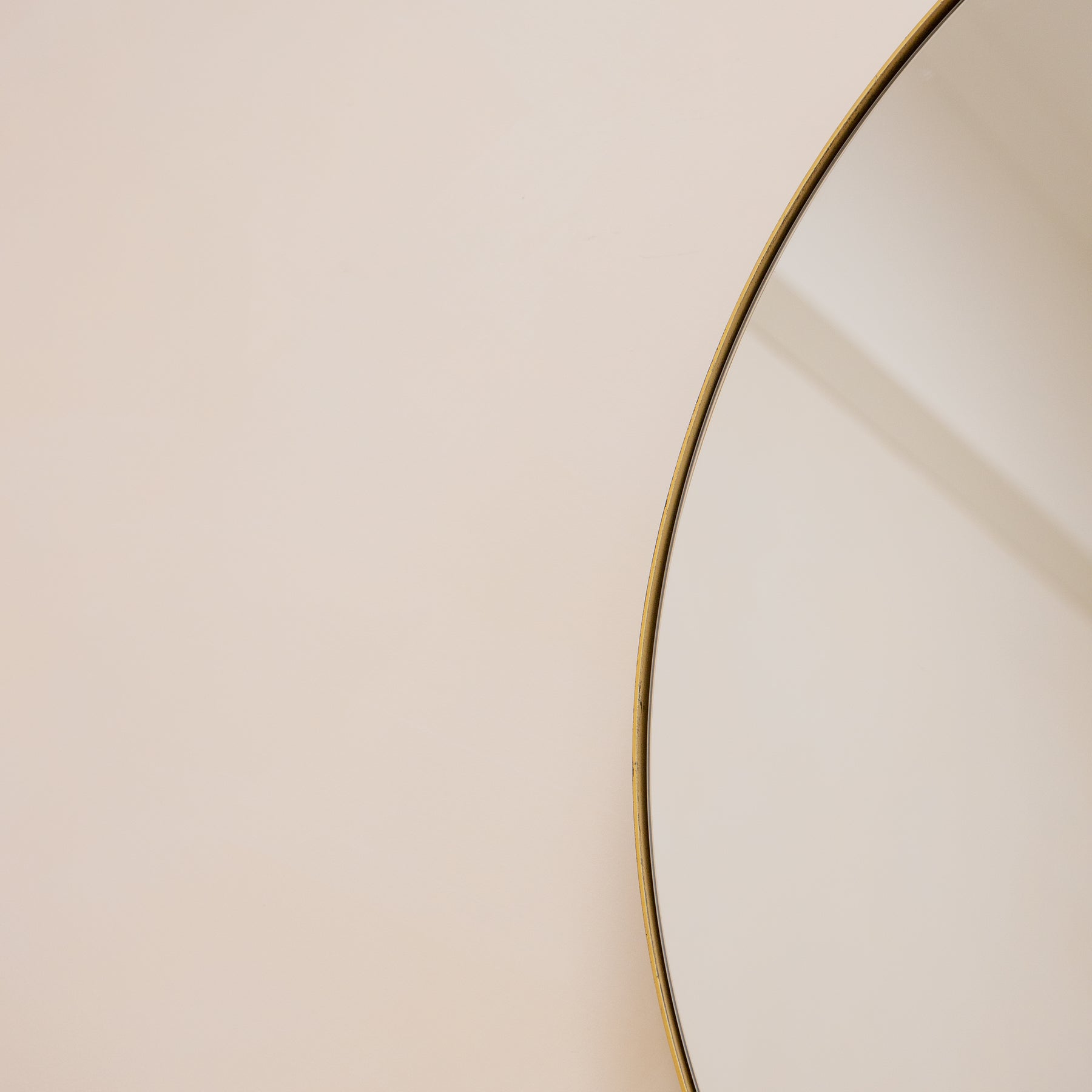 Detail shot of Gold Round Metal Large Wall Mirror curved frame