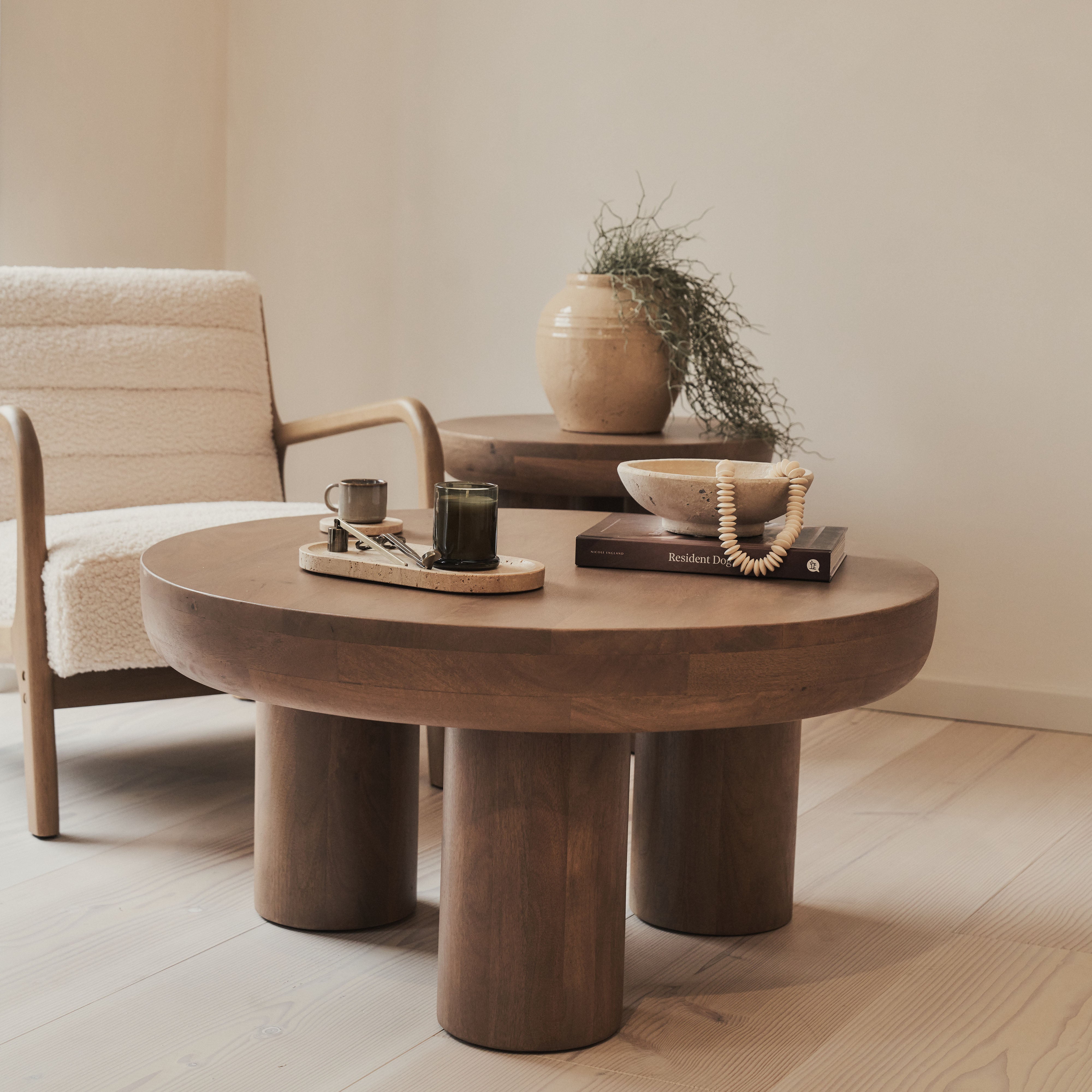 Vermont - Warm Wood Premium Round Coffee Table