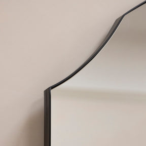 Black Full Length Arched Metal Mirror detail shot of arch design