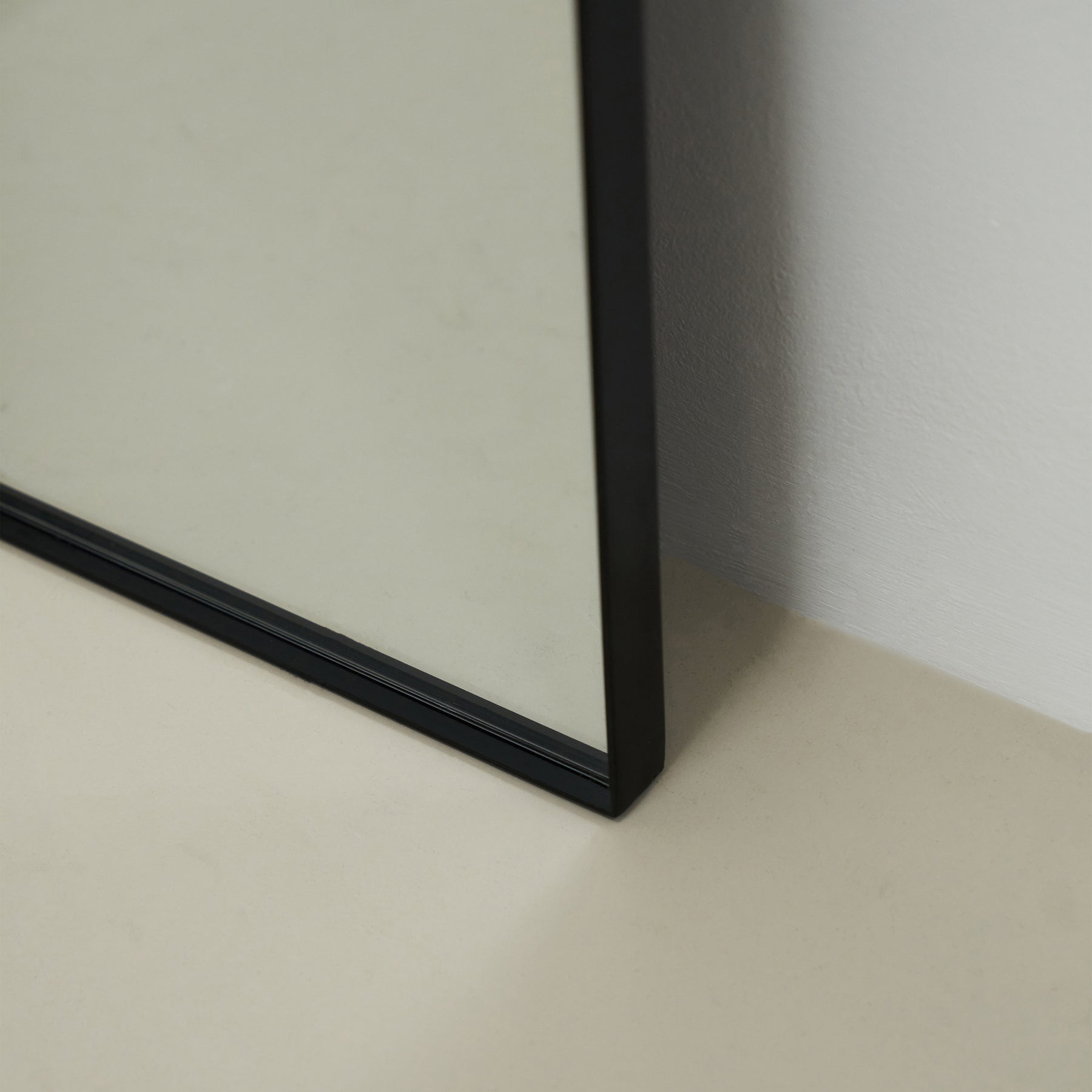 Detail shot of Full Length Black Arched Large Metal Mirror corner