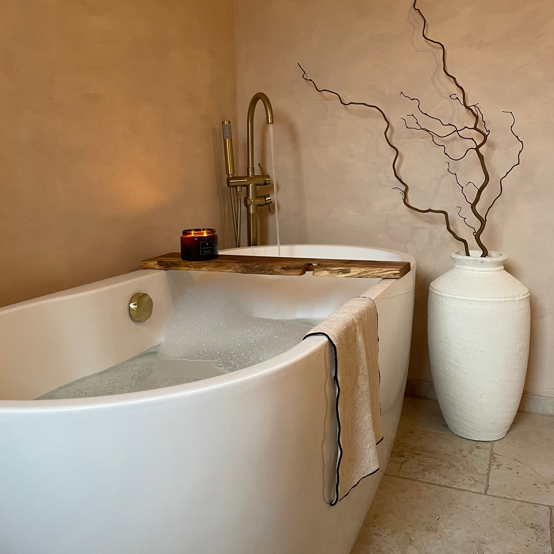 White Textured Terracotta Large Vase beside bathtub